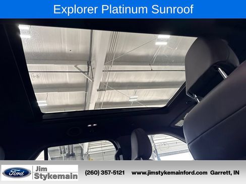 Used 2026 Ford Explorer Platinum AWD/4WD image 46