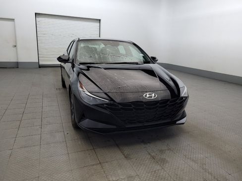 Used 2023 Hyundai Elantra SEL FWD image 14