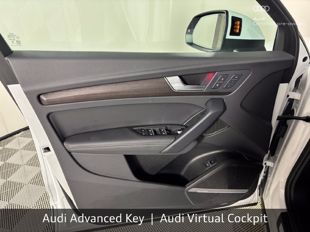 Certified 2025 Audi Q5 2.0T Premium Plus w/ Premium Plus Package AWD/4WD image 15