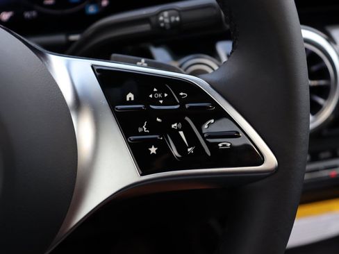 New 2025 Mercedes-Benz GLA 250 GLA 250 image 38