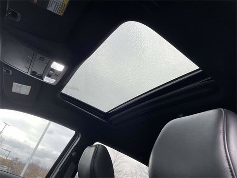 Used 2022 Toyota Tacoma TRD Sport image 22