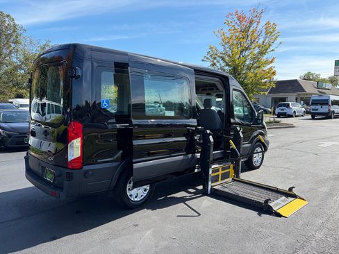 Used 2017 Ford Transit 350 XL image 17