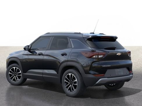 New 2026 Chevrolet TrailBlazer LT w/ Convenience Package image 3