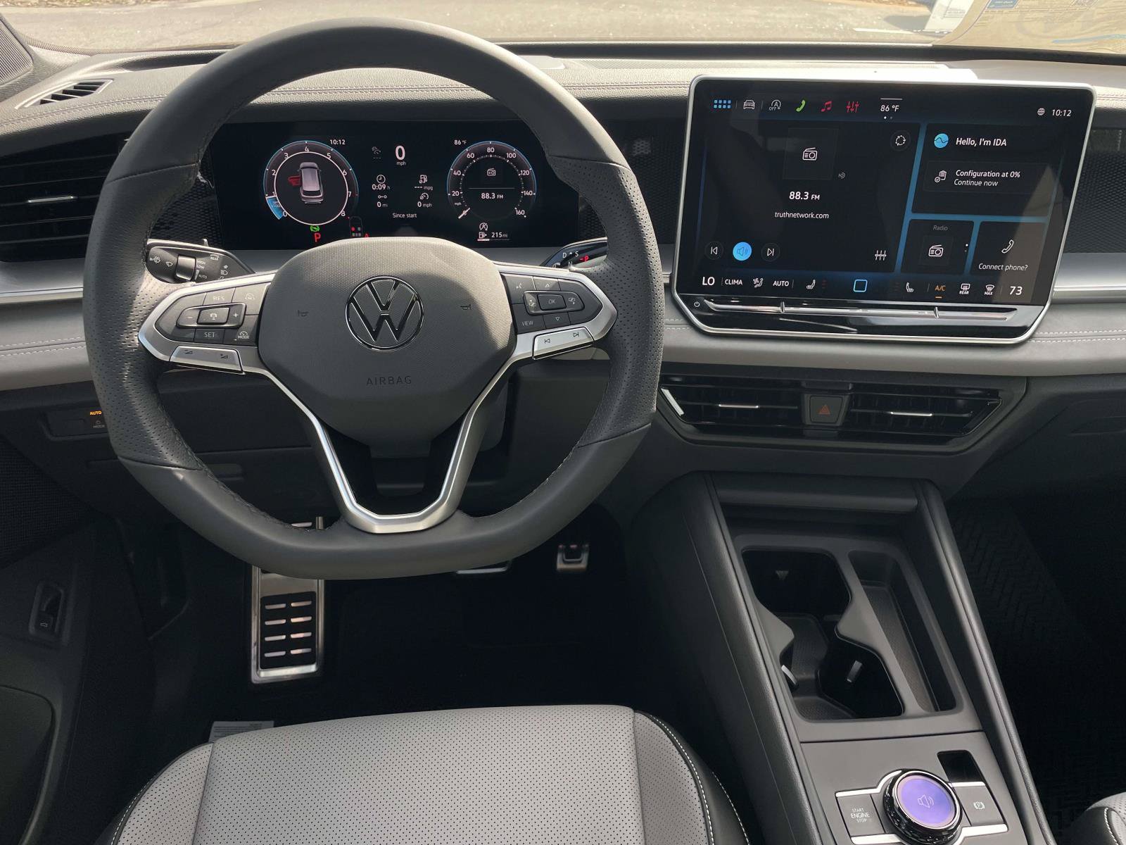New 2026 Volkswagen Tiguan SE R-Line FWD image 15
