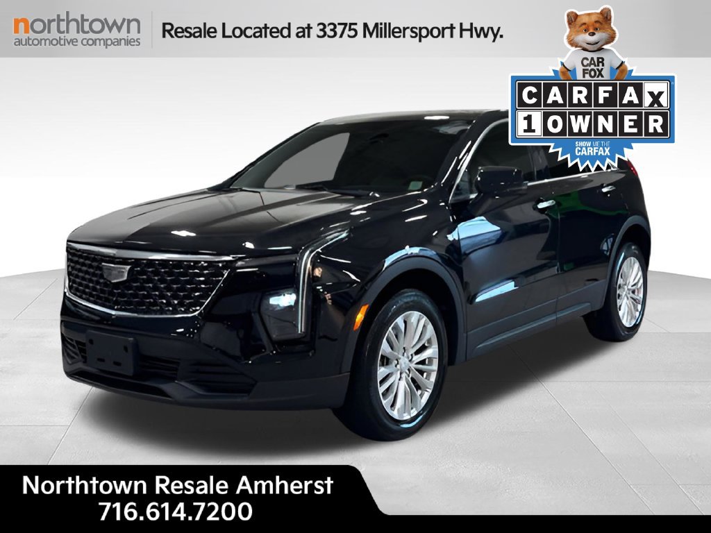 Used 2024 Cadillac XT4 Luxury w/ Cold Weather Package AWD/4WD image 1