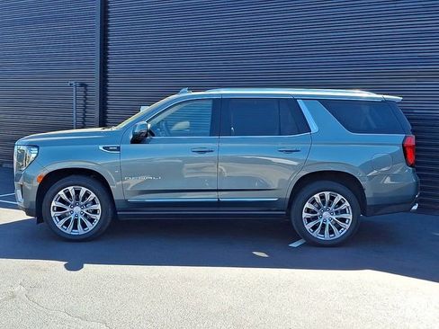 Used 2024 GMC Yukon Denali AWD/4WD image 2