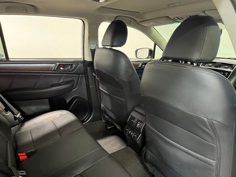 Used 2019 Subaru Outback 3.6R Limited w/ Popular Package #2 AWD/4WD image 14