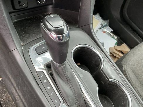 Used 2018 Chevrolet Equinox LT image 21