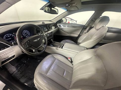 Used 2017 Genesis G80 3.8 w/ Option Group 02 image 22