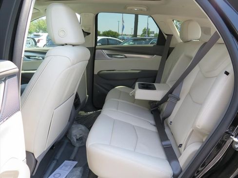 New 2026 Cadillac XT5 Premium Luxury w/ Driver Assist Package FWD image 24