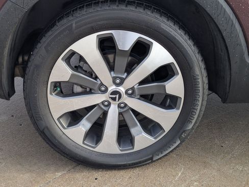 Used 2020 Kia Telluride S image 11