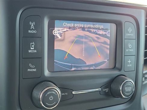 Used 2020 RAM 1500 Big Horn image 9