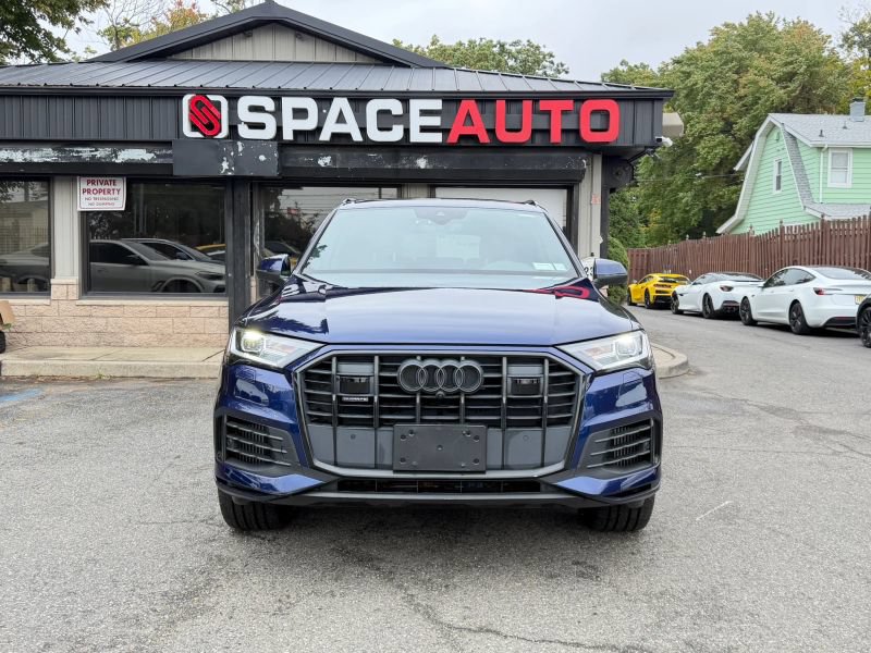 Used 2021 Audi Q7 3.0T Premium Plus w/ Executive Package AWD/4WD image 2