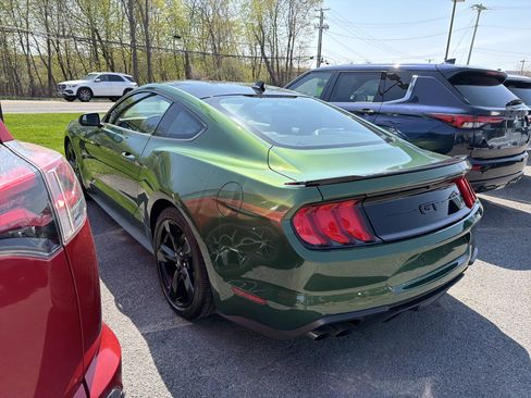 Used 2022 Ford Mustang GT Premium w/ Black Accent Package RWD image 5