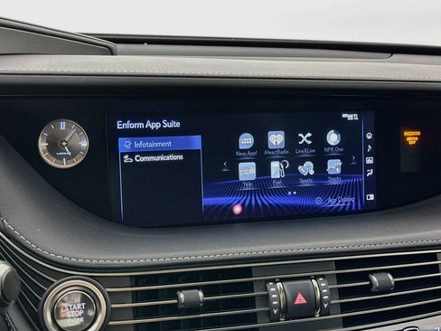 Used 2019 Lexus LS 500 w/ Interior Upgrade Package RWD image 16