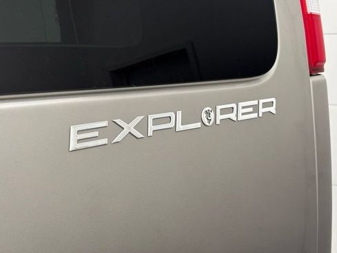 New 2026 GMC Savana 2500 Extended RWD image 58