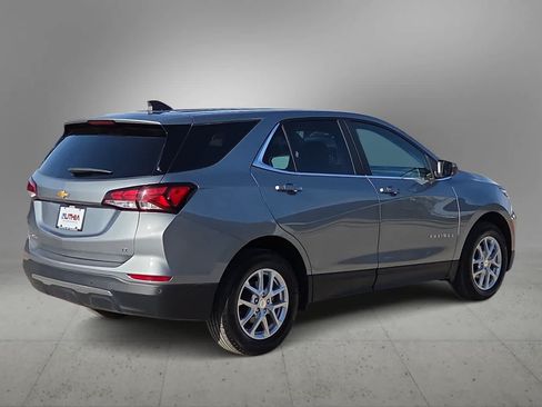 Used 2024 Chevrolet Equinox LT FWD image 8