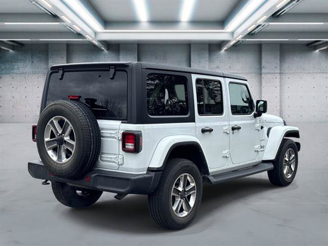 Used 2022 Jeep Wrangler Unlimited Sahara AWD/4WD image 4