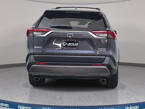 Used 2020 Toyota RAV4 Limited AWD/4WD image 7