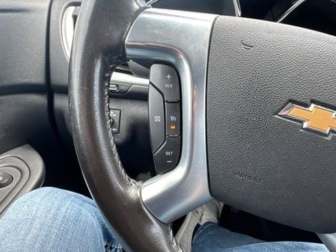 Used 2017 Chevrolet Traverse LT AWD/4WD image 18