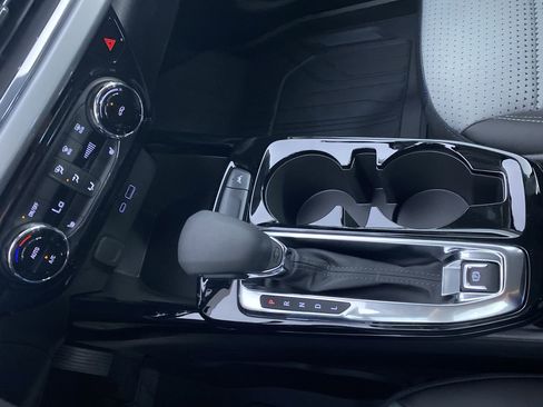 New 2025 Chevrolet Trax LT w/ Driver Confidence Package image 7