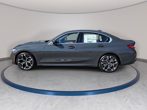 New 2026 BMW 330i Sedan w/ Premium Package image 8