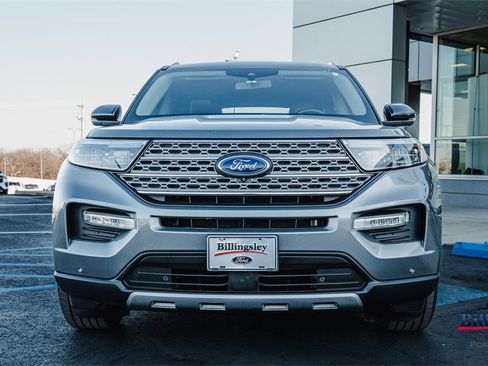 Certified 2021 Ford Explorer Limited w/ Equipment Group 301A image 6