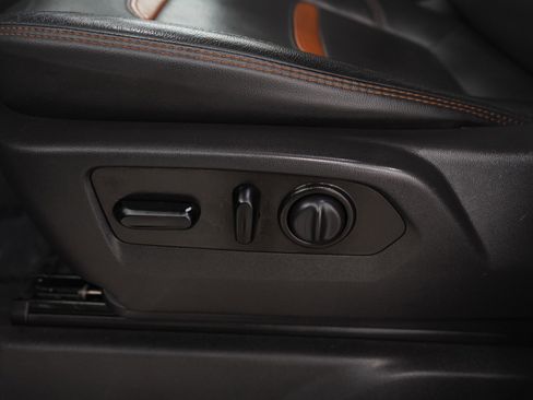 Used 2020 GMC Sierra 1500 AT4 w/ AT4 Premium Package image 23