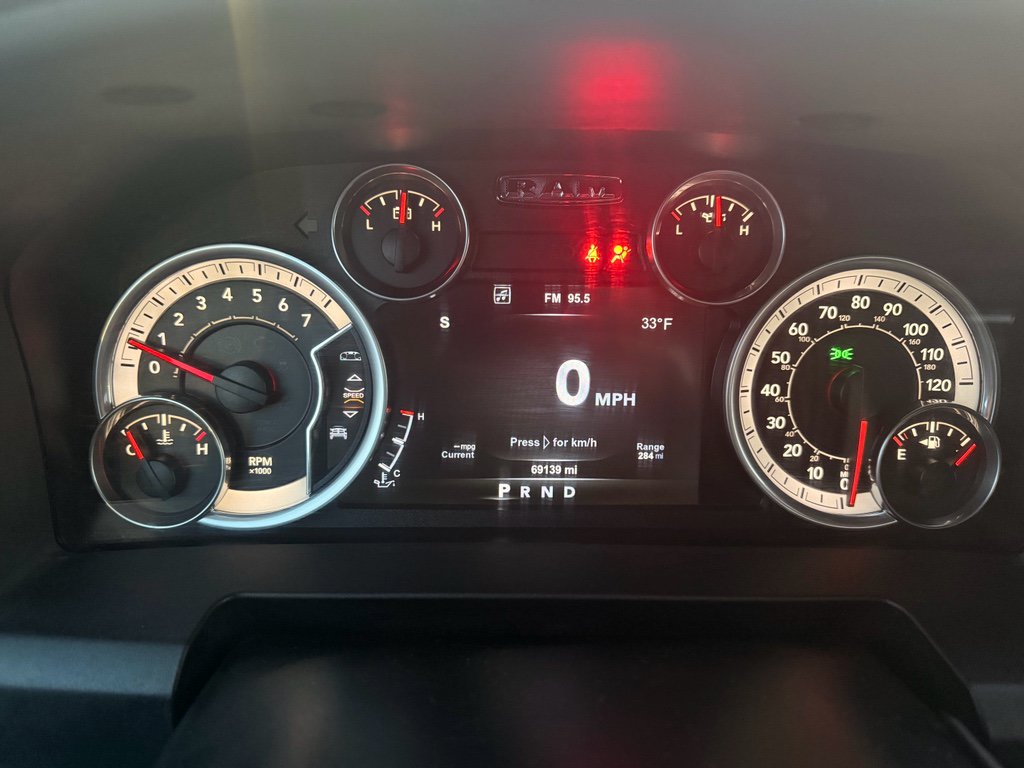 Used 2015 RAM 2500 SLT w/ Luxury Group RWD image 12