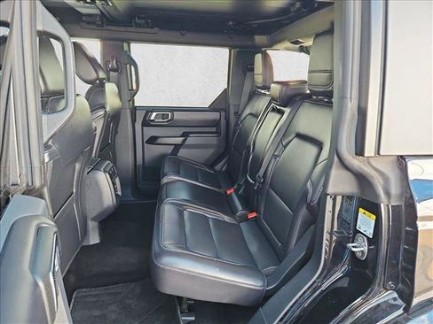 Used 2025 Ford Bronco Outer Banks AWD/4WD image 19