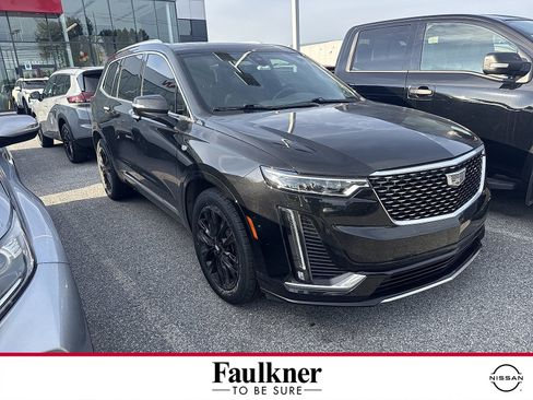 Used 2022 Cadillac XT6 Premium Luxury w/ LPO, Floor Liner Package AWD/4WD image 1