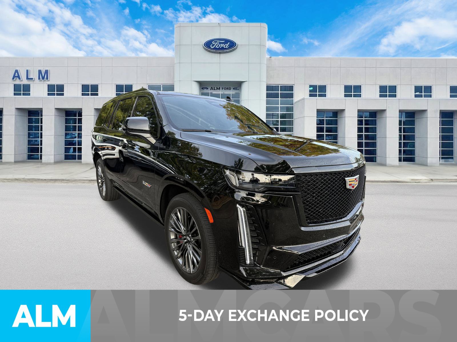 Used 2023 Cadillac Escalade V AWD/4WD image 3