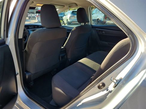 Used 2019 Toyota Corolla LE image 9