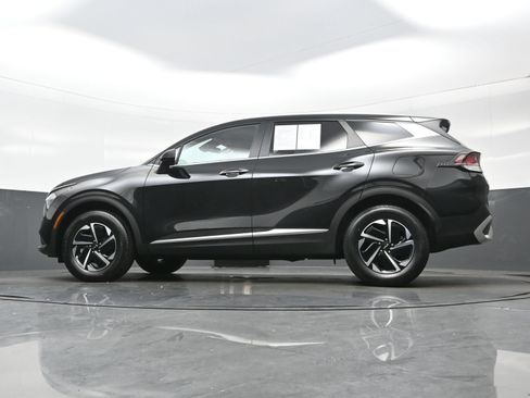 Used 2023 Kia Sportage LX AWD/4WD image 29