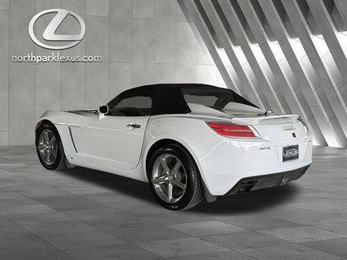 Used 2008 Saturn Sky Red Line RWD image 2
