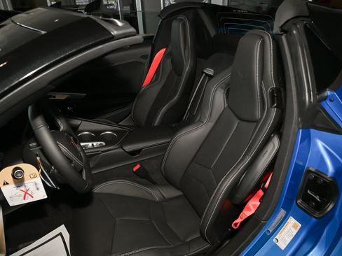 New 2026 Chevrolet Corvette Stingray Convertible w/ Z51 Performance Package image 22