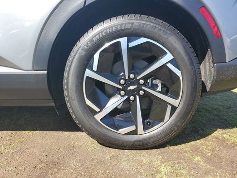 Used 2026 Chevrolet Equinox EV LT image 5