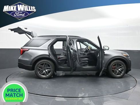 New 2026 Ford Explorer ST-Line w/ ST-Line Street Pack image 27