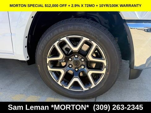 New 2026 RAM 1500 Laramie AWD/4WD image 3