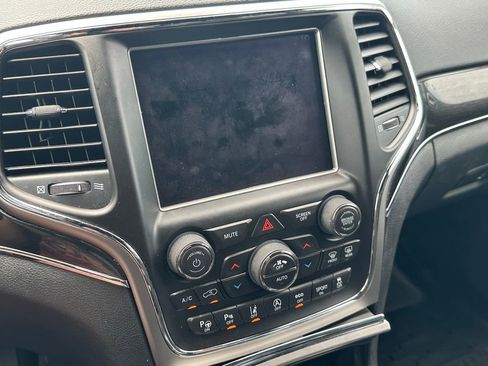 Used 2018 Jeep Grand Cherokee Trailhawk image 25