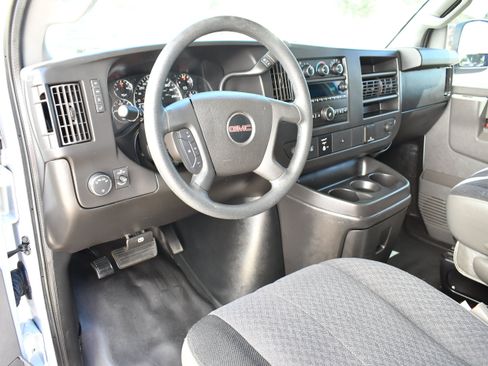 Used 2018 GMC Savana 2500 w/ Driver Convenience Package RWD image 16