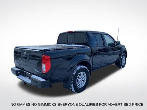 Used 2016 Nissan Frontier SV image 5
