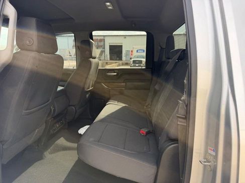 Used 2021 GMC Sierra 2500 SLE w/ SLE Value Package; AWD/4WD image 7