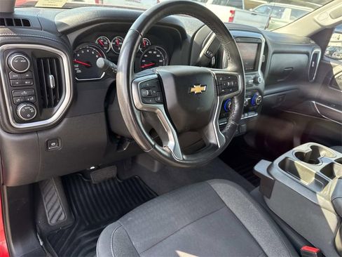 Used 2022 Chevrolet Silverado 1500 LT image 33
