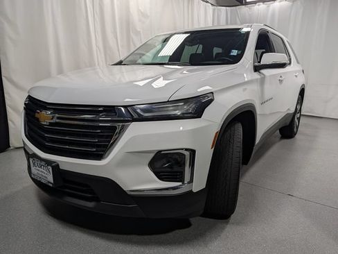 Certified 2023 Chevrolet Traverse LT w/ LT Premium Package AWD/4WD image 8