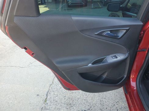 Used 2021 Chevrolet Malibu RS image 19