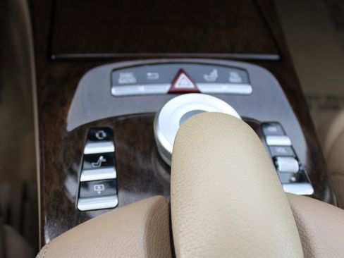 Used 2012 Mercedes-Benz S 350 BlueTEC 4MATIC image 37