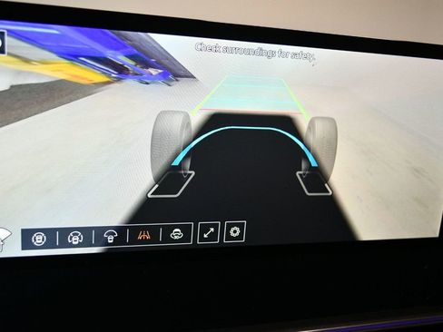 Used 2025 INFINITI QX80 Sensory image 68