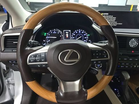 Used 2018 Lexus RX 350L FWD image 11