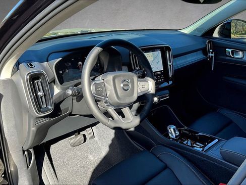 New 2026 Volvo XC40 B5 Plus w/ Climate Package image 7